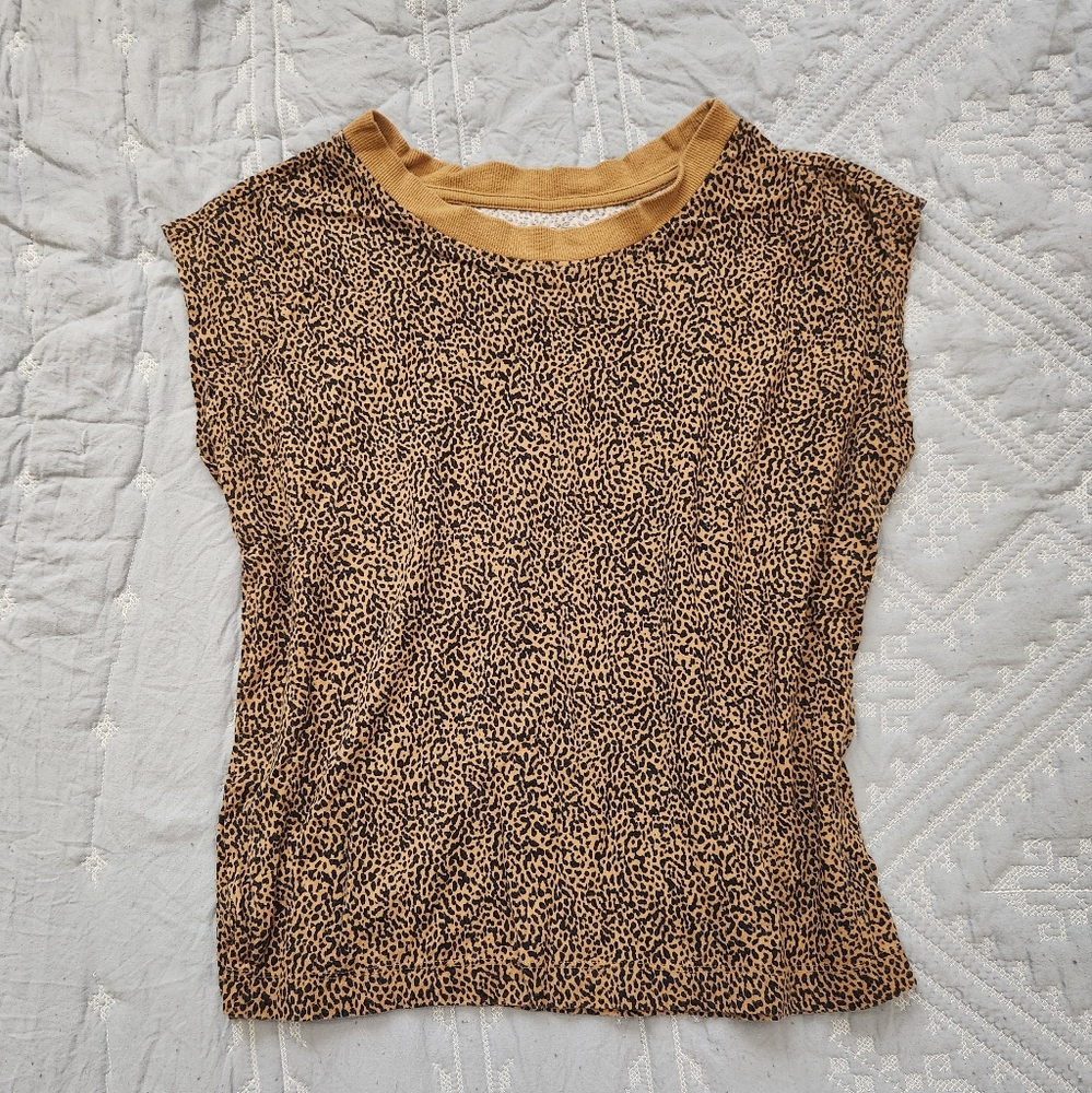 Sale 3 for $15:Animal printe top